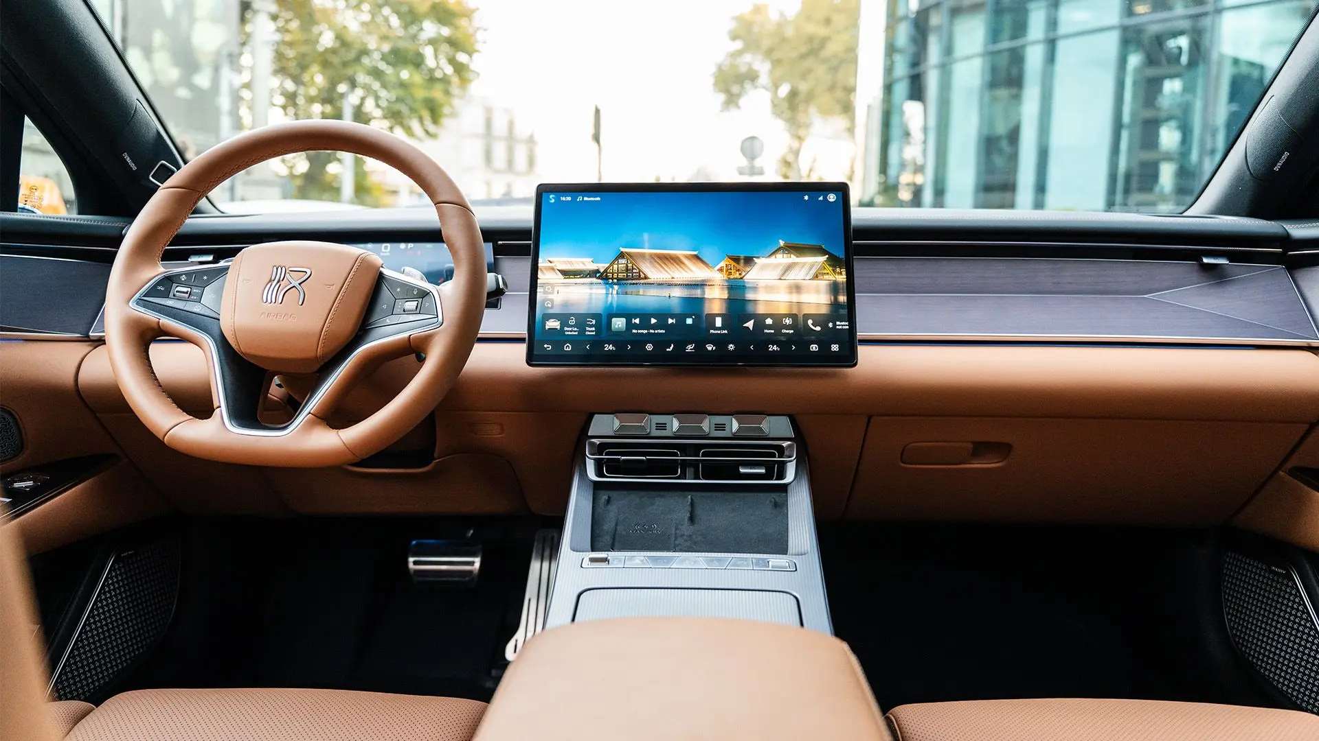 تحديث برمجي جديد يمنح بي واي دي Han L DM بمدى كهربائي أطول و تقنيات قيادة ذكية 1 تحديث برمجي جديد يمنح بي واي دي Han L DM بمدى كهربائي أطول و تقنيات قيادة ذكية - عرب اوتو هب