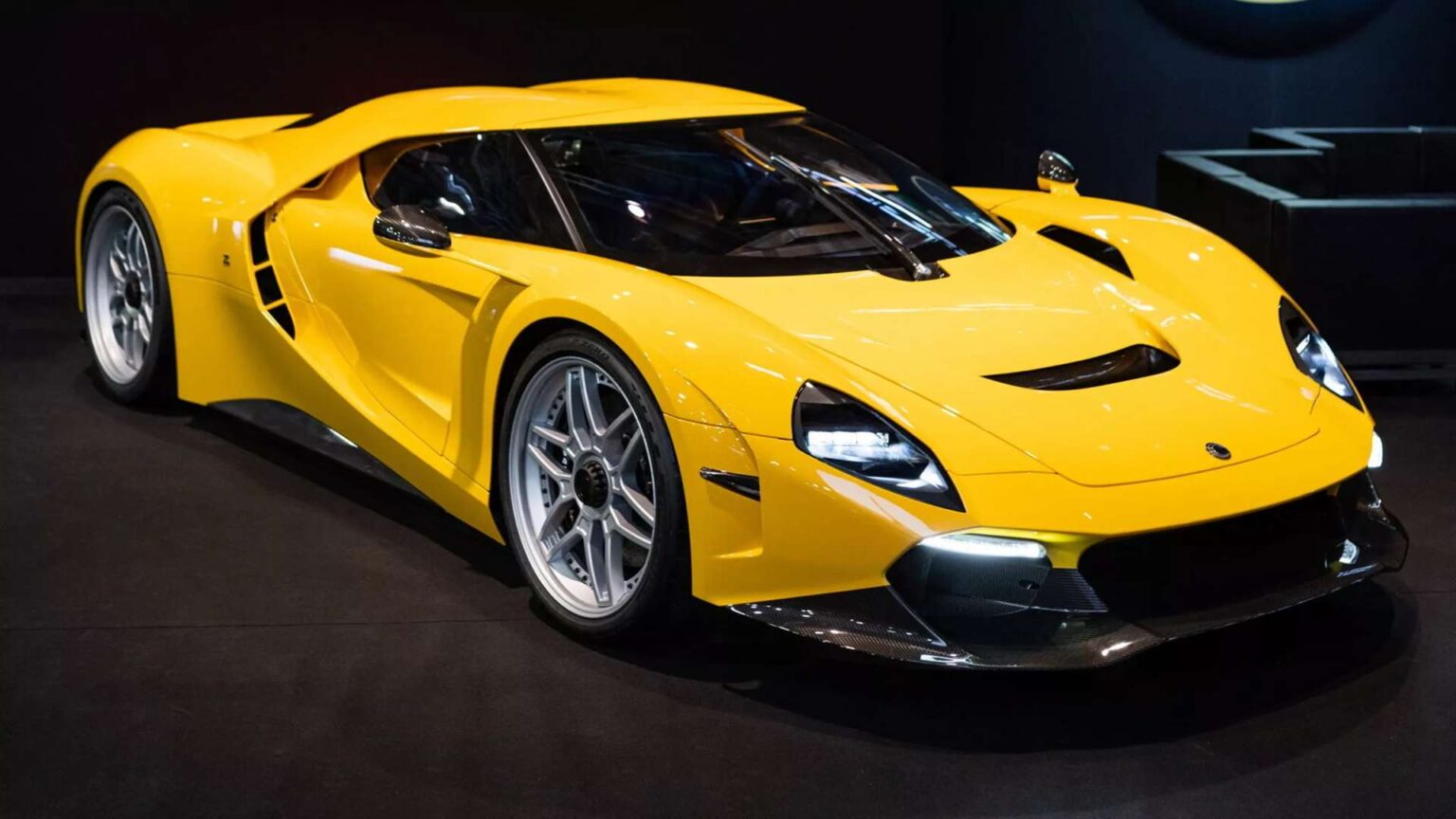 كابريكورن 01 زاجاتو تحفة سوبركار تجمع بين القوة الأمريكية و الفن الإيطالي و الهندسة الألمانية - عرب اوتو هب