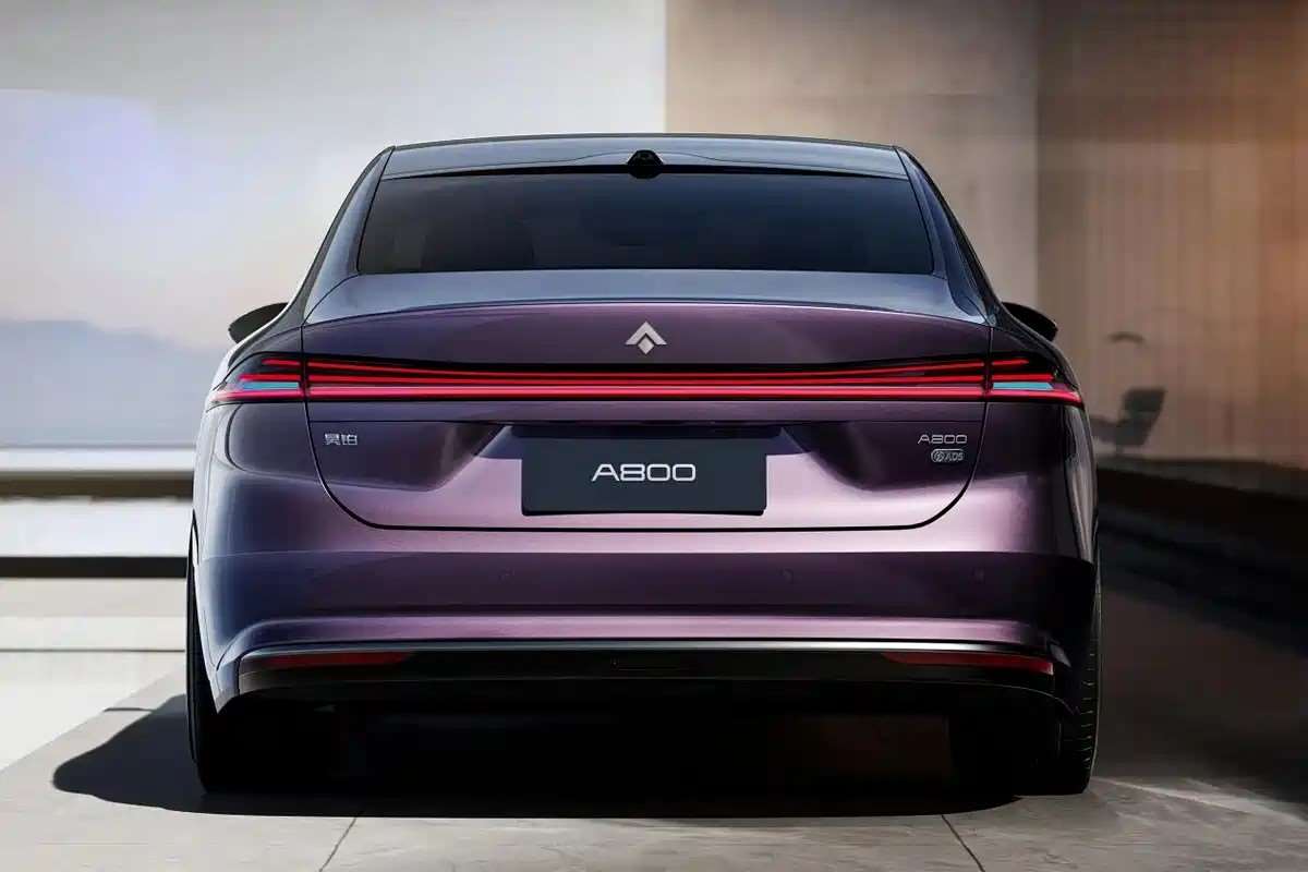 تعرف على جي اي سي هايبتك A800 الهجينة المتطورة بتقنيات هواوي و مستوى قيادة ذاتية L3 5 تعرف على جي اي سي هايبتك A800 الهجينة المتطورة بتقنيات هواوي و مستوى قيادة ذاتية L3 - عرب اوتو هب