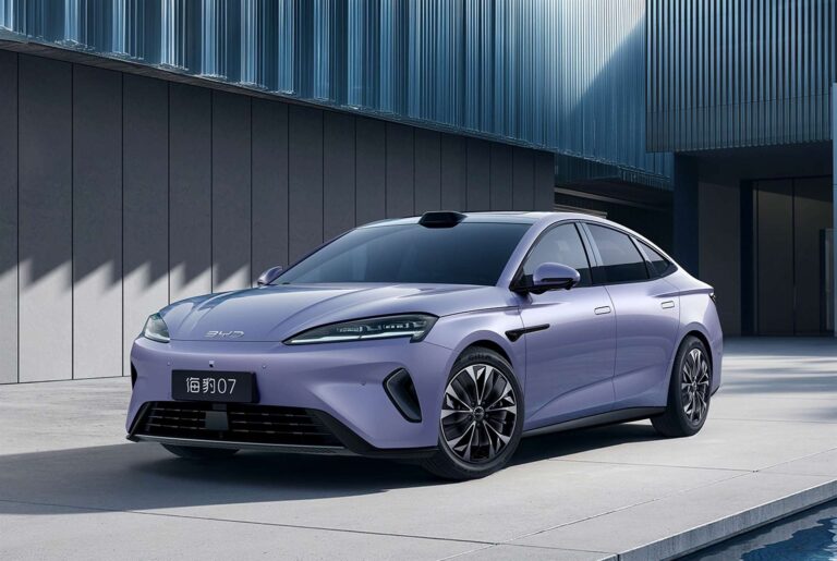 بي واي دي تكشف رسميًا عن Seal 07 EV الجديدة بمدى يصل إلى 705 كيلومترات و تقنيات قيادة متطورة