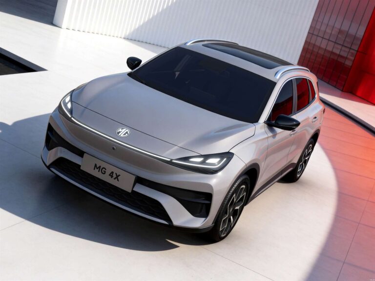 ام جي 4X أول SUV كهربائية من عائلة ام جي 4 بتقنية البطاريات السائلة الصلبة لمنافسة بي واي دي Atto 2