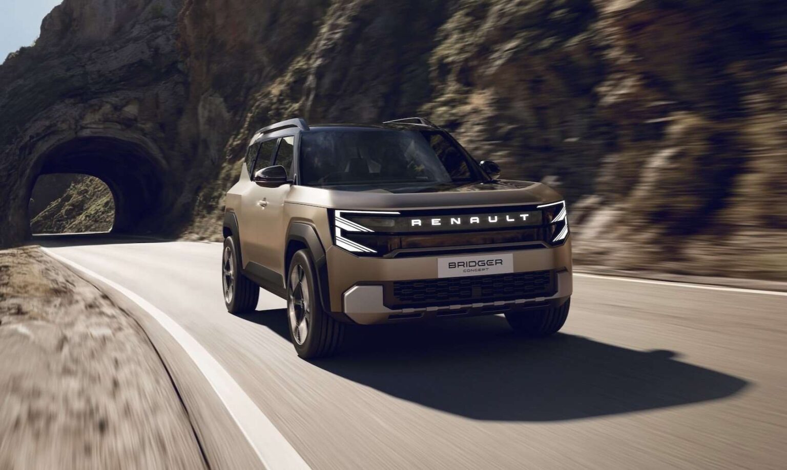 رينو بريدجر الجديدة سيارة صغيرة بروح الديفندر وجرأة المستكشف الصغير - عرب اوتو هب