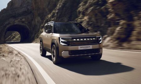 رينو بريدجر الجديدة سيارة صغيرة بروح الديفندر وجرأة المستكشف الصغير - عرب اوتو هب