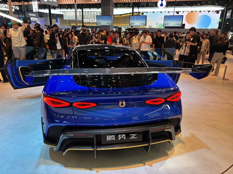 تستعد العلامة الفاخرة دينزا التابعة لشركة بي واي دي لإحداث ضجة كبيرة في عالم السيارات الرياضية 4 تستعد العلامة الفاخرة دينزا التابعة لشركة بي واي دي لإحداث ضجة كبيرة في عالم السيارات الرياضية - عرب اوتو هب