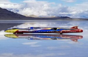 احجز مكانك على أسرع مركبتين في العالم سيارة تصل سرعتها إلى 810 كم/س و دراجة نارية تتجاوز 480 كم/س - عرب اوتو هب