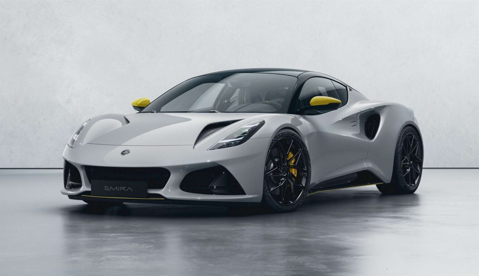 لوتس إميرا تفتح الباب أمام محرك V8 من مرسيدس AMG بخطوة قد تغير قواعد اللعبة لوتس إميرا تفتح الباب أمام محرك V8 من مرسيدس AMG بخطوة قد تغير قواعد اللعبة - عرب اوتو هب