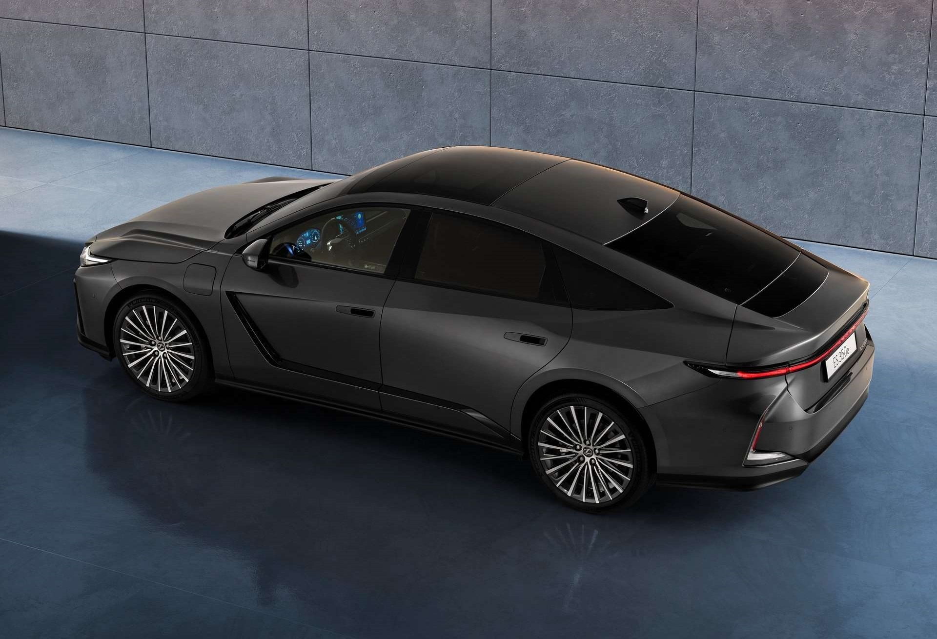 لكزس ES الجديدة كليًا 2026 ثورة الرفاهية و الأداء الذكي في سيدان المستقبل 4 لكزس ES الجديدة كليًا 2026 ثورة الرفاهية و الأداء الذكي في سيدان المستقبل - عرب اوتو هب