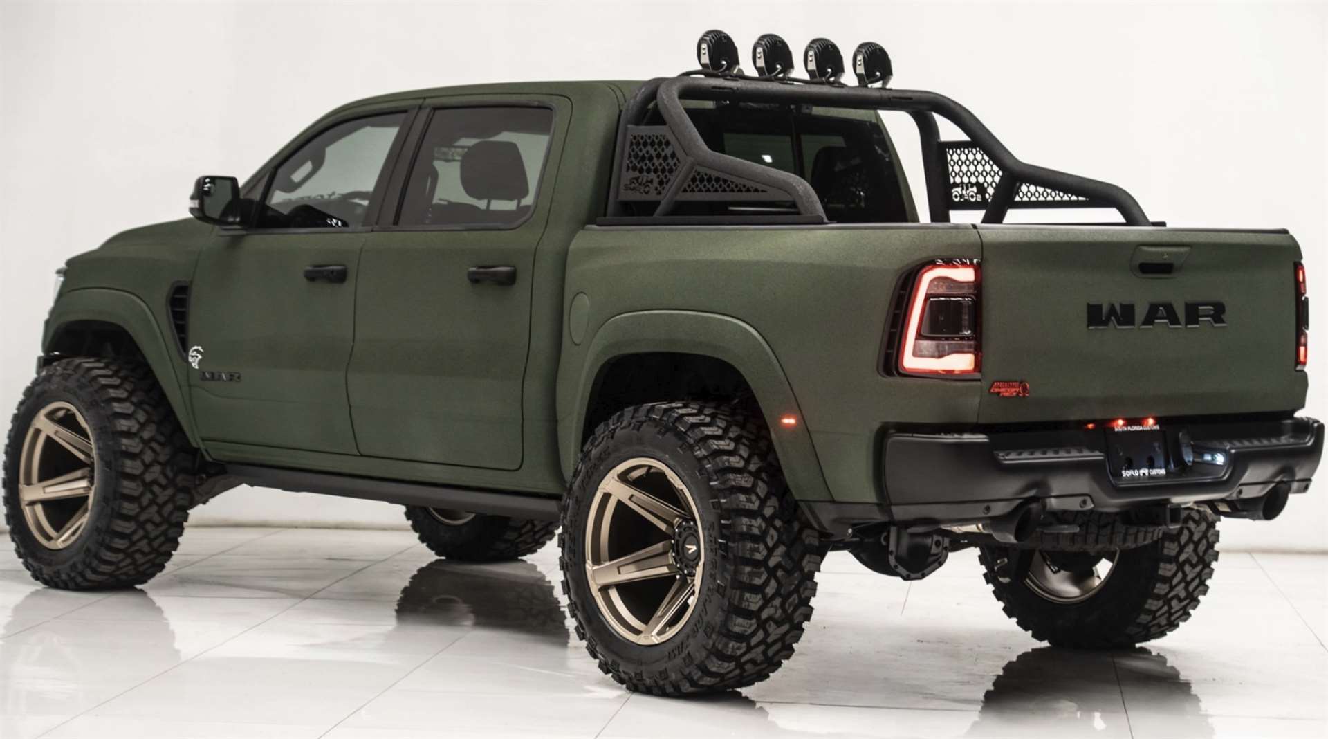 رام 1500 TRX تتحول إلى وحش بتعديل SoFlo Custom 5 رام 1500 TRX تتحول إلى وحش بتعديل SoFlo Custom - عرب اوتو هب