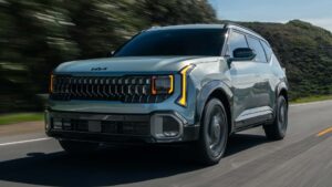 كيا سيلتوس 2027 الجديدة بتصميم مستوحى من تيلورايد و محركات هجينة تلبي طموحات السائقين - عرب اوتو هب