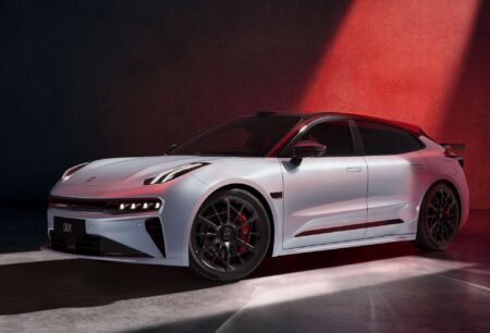 زيكر 001 FR-Line النسخة الخاصة للاحتفال بمرور خمس سنوات على أيقونة الأداء الكهربائي - عرب اوتو هب