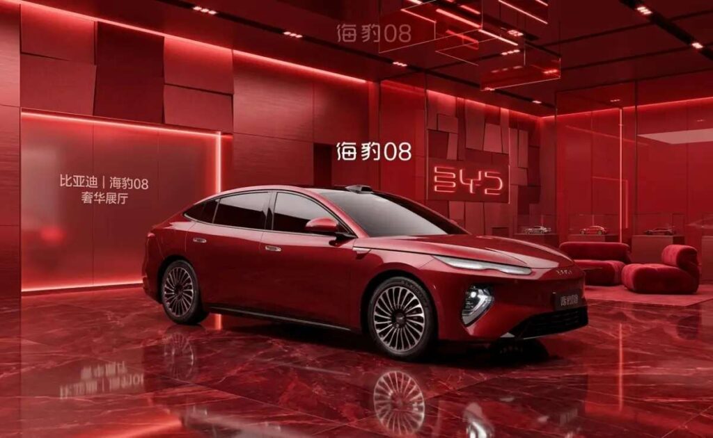 بي واي دي Seal 08 DM-p السيدان الهجينة التي تمزج بين الفخامة و المدى الكهربائي الطويل - عرب اوتو هب