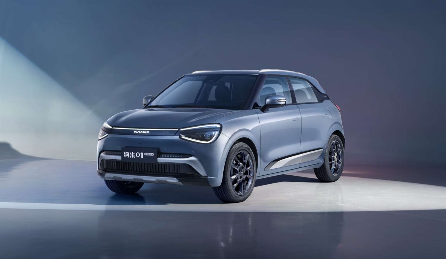 دونج فينج نامي 01 كروس واحدة من أكثر السيارات الكهربائية إثارة للجدل و الإعجاب في الآونة الأخيرة - عرب اوتو هب