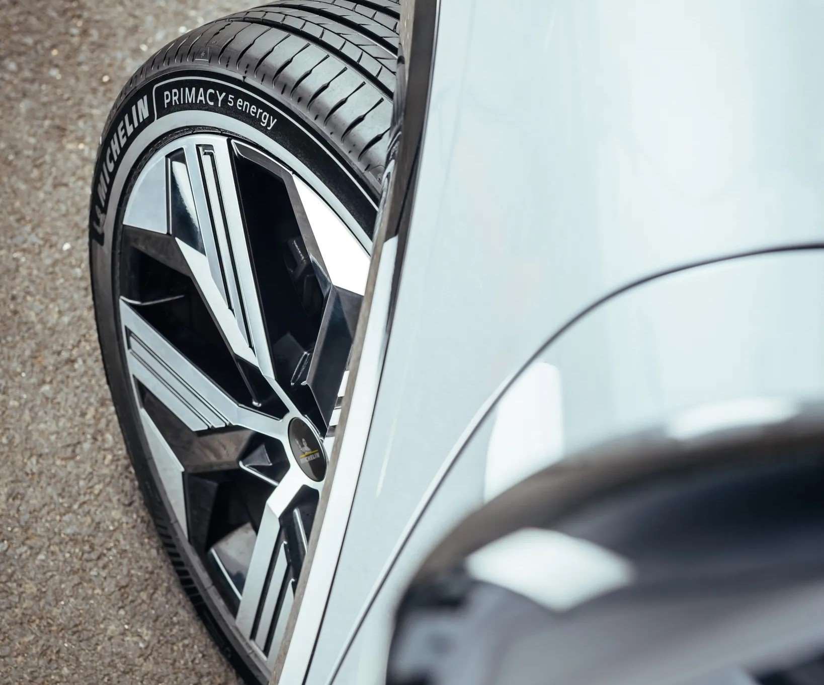 إطارات ميشلان الجديدة للسيارات الكهربائية بأداء أعلى و مدى أطول بثورة تكنولوجية جديدة 1 إطارات ميشلان الجديدة للسيارات الكهربائية بأداء أعلى و مدى أطول بثورة تكنولوجية جديدة - عرب اوتو هب