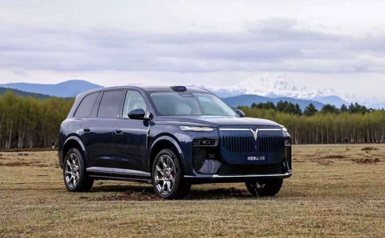 فوياه تايشان X8 الـSUV الفاخرة بخمسة مقاعد تهز السوق الصينية بقوة