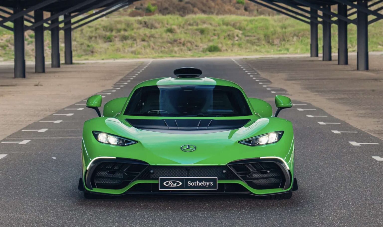 مرسيدس AMG One للبيع بعد قطع 185كم فقط و تكلفة الصيانة تصدم الجميع - عرب اوتو هب