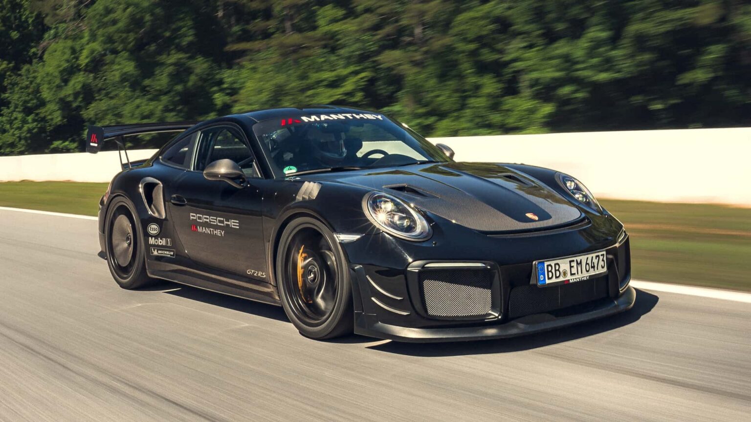 بورشه 911 GT2 RS مع حزمة مانتاي تحطم الرقم القياسي في حلبة رود أتلانتا - عرب اوتو هب