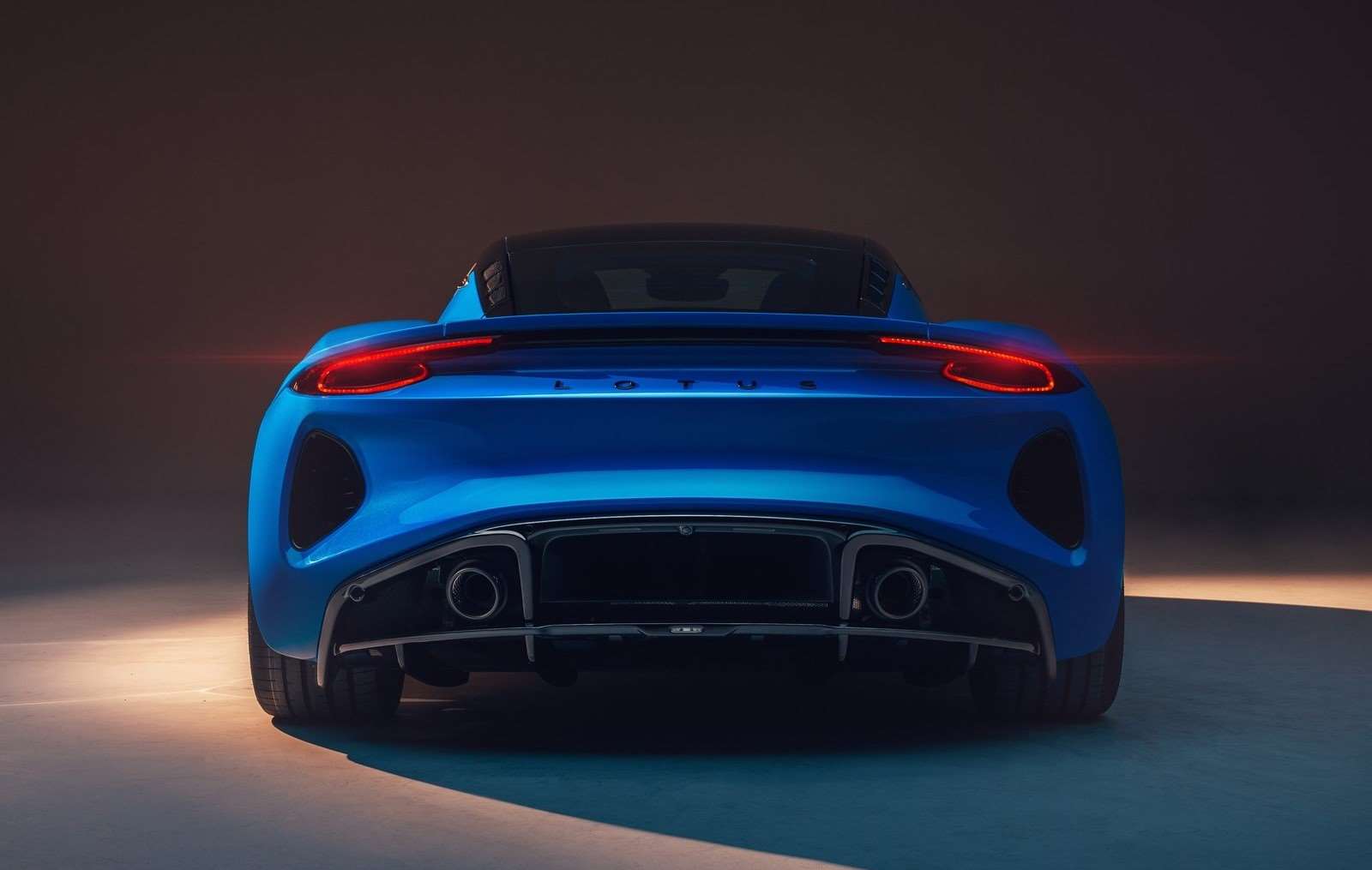 لوتس تتحول إلى عصر جديد بمحركات V6 و V8 من تطوير رينو و جيلي 5 لوتس تتحول إلى عصر جديد بمحركات V6 و V8 من تطوير رينو و جيلي - عرب اوتو هب