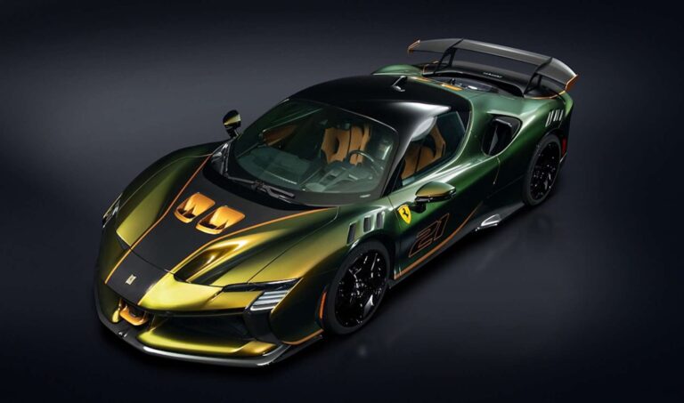فيراري SF90 XX Stradale بطلاء أخضر كان قد يتسبب في حظر مالكه مدى الحياة