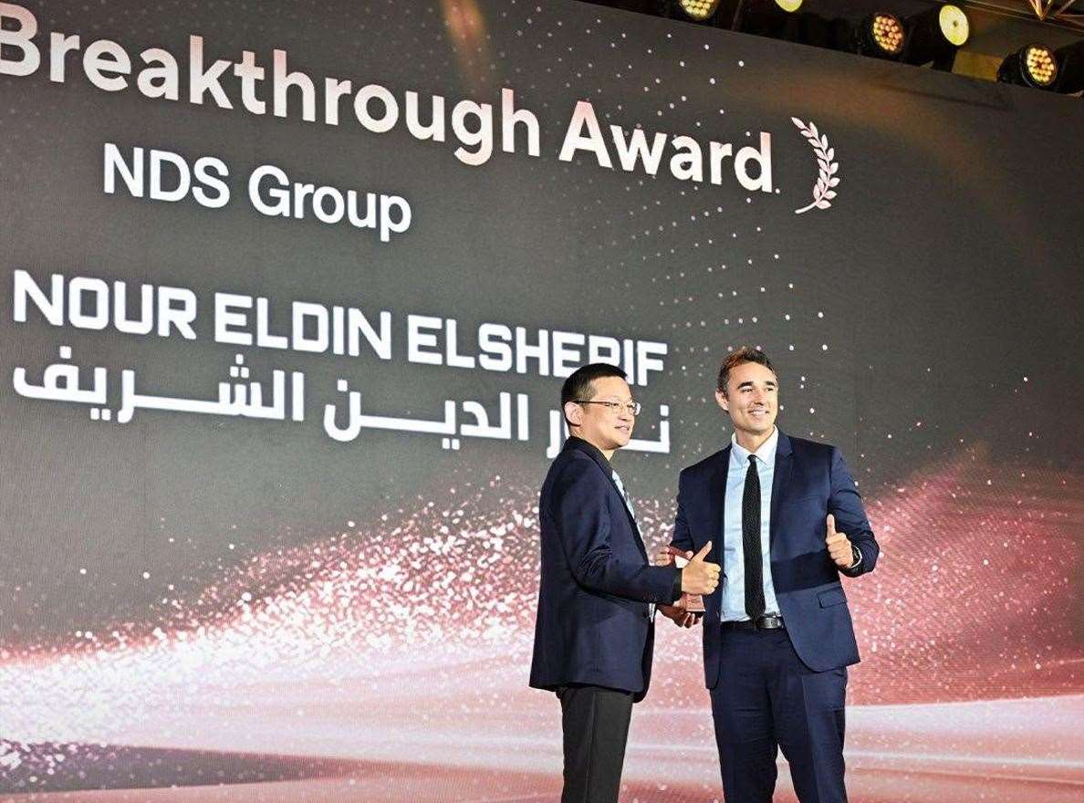 روكس و شراكة تاريخية للتصنيع المحلي باستثمارات 500 مليون دولار 5 روكس و شراكة تاريخية للتصنيع المحلي باستثمارات 500 مليون دولار - عرب اوتو هب