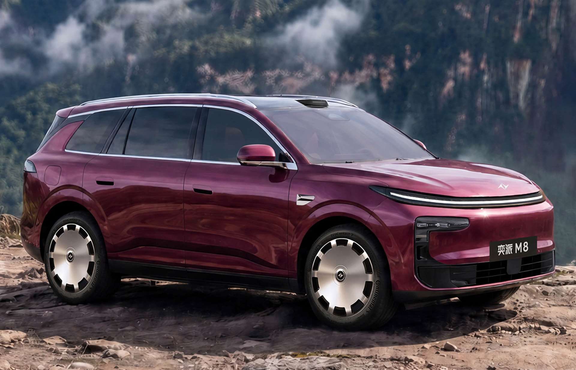 دونج فنج Yipai M8 الجديدة SUV فاخرة بستة مقاعد و تقنيات هواوي المتطورة 1 دونج فنج Yipai M8 الجديدة SUV فاخرة بستة مقاعد و تقنيات هواوي المتطورة - عرب اوتو هب
