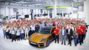 بورشه تؤكد تسريح 5000 موظف إضافي حتى 2035 في ظل تراجع المبيعات و أزمة الطرازات الجديدة - عرب اوتو هب