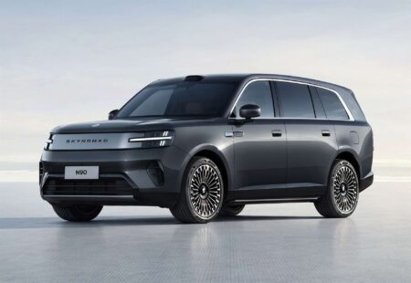 سكاي نوماد N90 أكبر سيارة SUV بمقاعد دوارة و سرير للنوم من شاومي - عرب اوتو هب