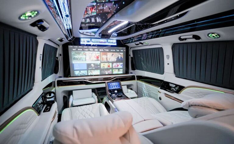 لورينسر Gulfstream تنطلق رسميًا بمقصورة فاخرة 4 مقاعد و شاشة IMAX قياس 50 بوصة