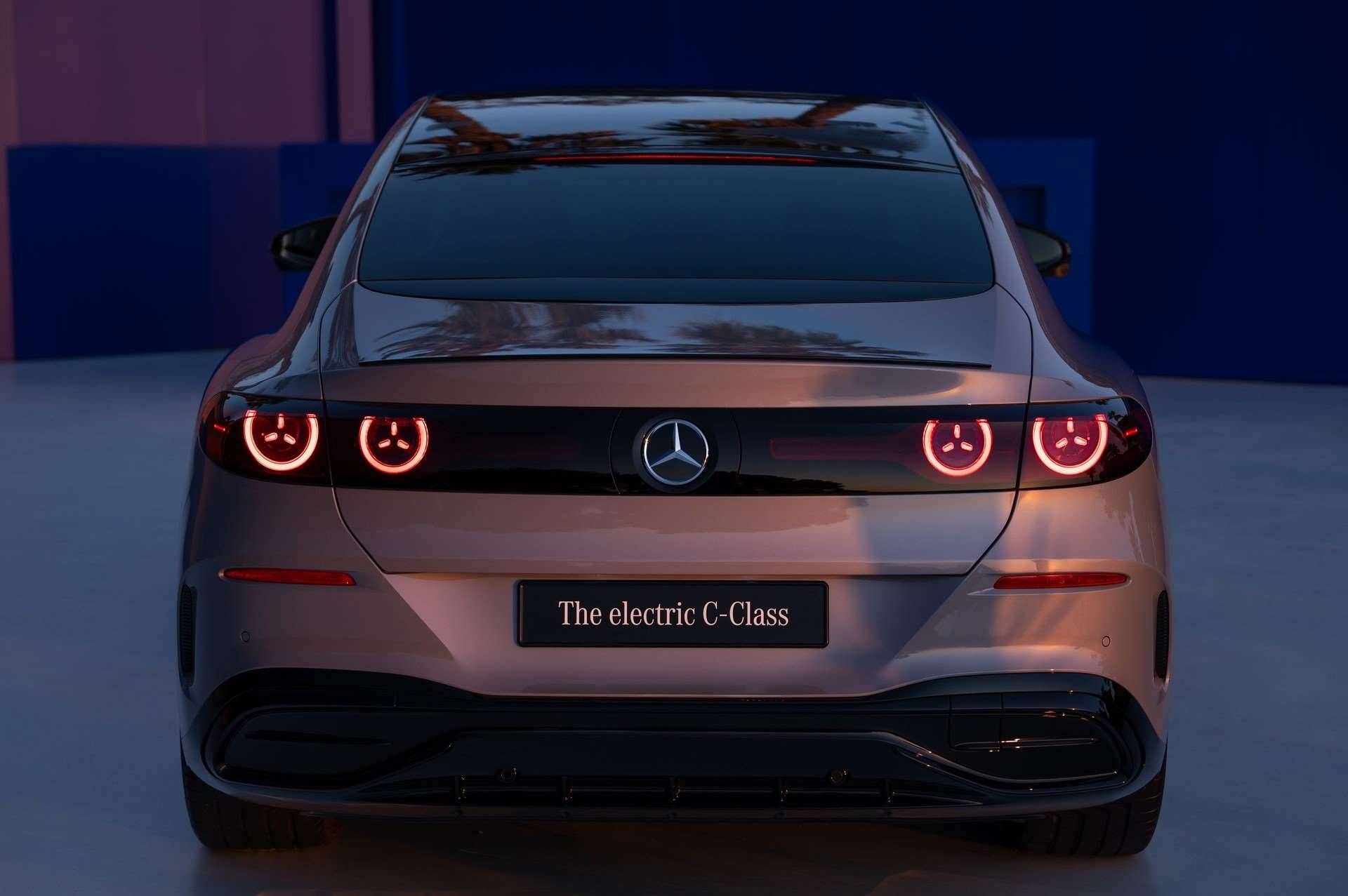 مرسيدس C-Class الكهربائية الجديدة كليًا 2027 تنطلق رسميًا بمدى يصل إلى 762 كم و تقنيات ثورية تعيد تعريف الفئة المتوسطة 10 مرسيدس C-Class الكهربائية الجديدة كليًا 2027 تنطلق رسميًا بمدى يصل إلى 762 كم و تقنيات ثورية تعيد تعريف الفئة المتوسطة - عرب اوتو هب