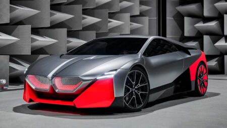 بي إم دبليو M1 الاختبارية إحياء أسطورة أول سيارة رياضية متوسطة المحرك في تاريخ الشركة - عرب اوتو هب
