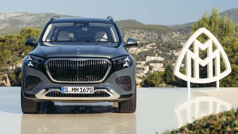 مرسيدس مايباخ GLS لعام 2027 فخامة مطلقة و قوة أكبر لعشاق السيارات الراقية