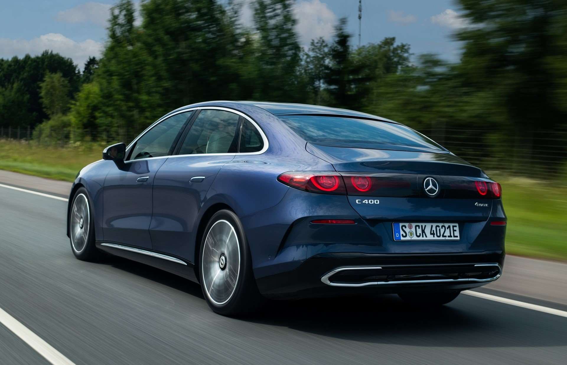 مرسيدس C-Class الكهربائية الجديدة كليًا 2027 تنطلق رسميًا بمدى يصل إلى 762 كم و تقنيات ثورية تعيد تعريف الفئة المتوسطة 5 مرسيدس C-Class الكهربائية الجديدة كليًا 2027 تنطلق رسميًا بمدى يصل إلى 762 كم و تقنيات ثورية تعيد تعريف الفئة المتوسطة - عرب اوتو هب