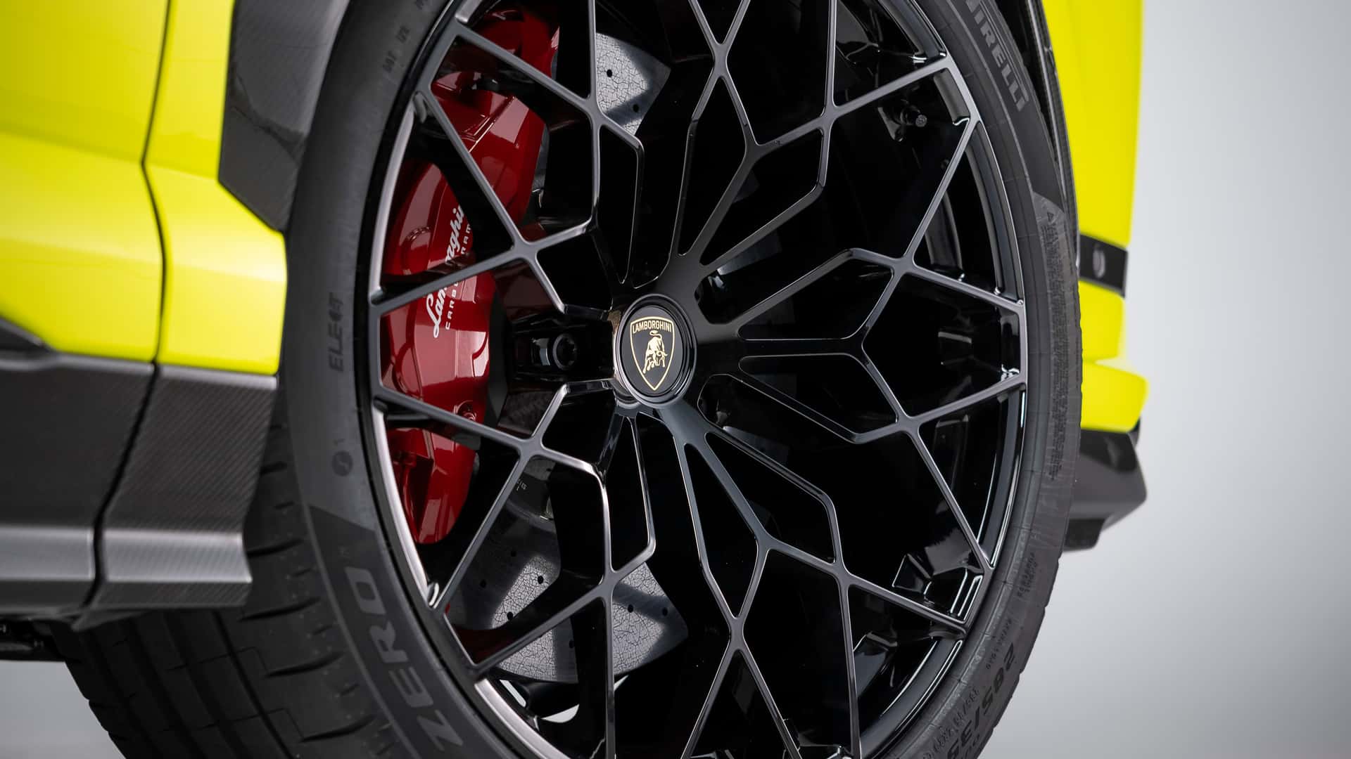 لامبورجيني أوروس SE بيرفورمانتي 2027 أقوى SUV في تاريخ العلامة الإيطالية بقوة 800 حصان 4 لامبورجيني أوروس SE بيرفورمانتي 2027 أقوى SUV في تاريخ العلامة الإيطالية بقوة 800 حصان - عرب اوتو هب