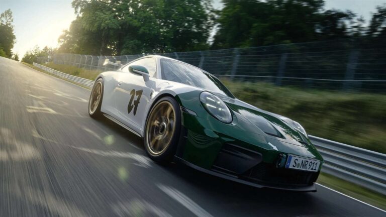 بورشه 911 GT3 100 Jahre Nürburgring إصدار نادر احتفالًا بمرور 100 عام على حلبة نوربورجرينج
