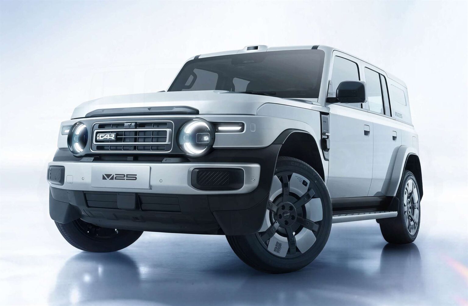 اي كار V25 الجديدة SUV بقوة 455 حصان و مدى يتجاوز 1200 كم - عرب اوتو هب