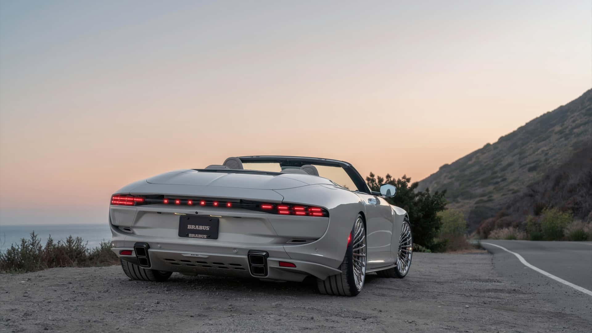 برابوس Bodo Cabriolet بقوة 1000 حصان تتحول إلى وحش مكشوف نادر لن يصنع منه سوى 77 سيارة 5 برابوس Bodo Cabriolet بقوة 1000 حصان تتحول إلى وحش مكشوف نادر لن يصنع منه سوى 77 سيارة - عرب اوتو هب