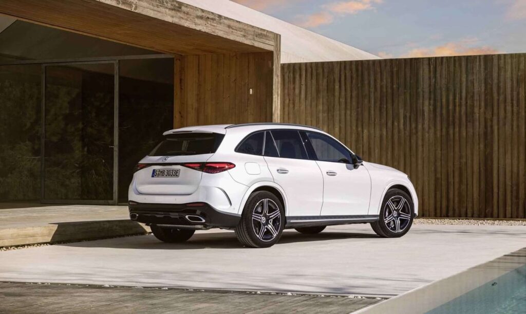مرسيدس GLC 200