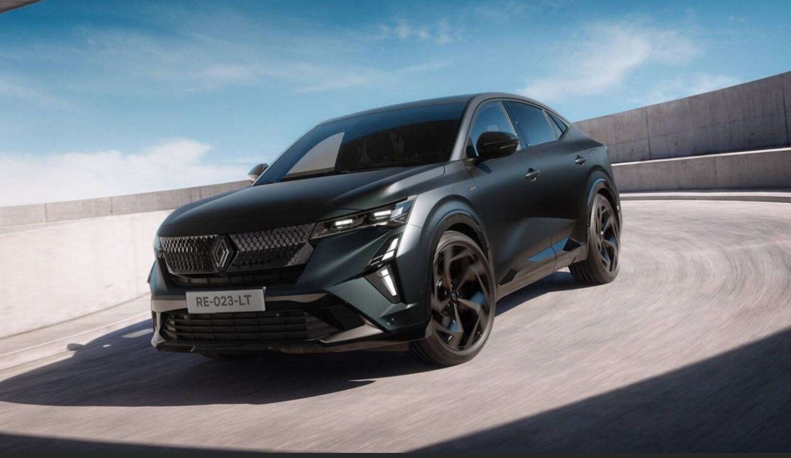 رينو رافال هيبينوتك 2026 أغلى SUV في تاريخ رينو بقوة 300 حصان و سعر يتجاوز 72 ألف دولار - عرب اوتو هب