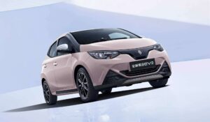 جي ام اي في EV2 الكهربائية لعام 2027 بسعر يبدأ من 6.25 الف دولار تناسب الحركة داخل المدينة - عرب اوتو هب
