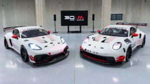 بورشه و مانثي تحتفلان بـ30 عامًا من التطوير الرياضي بسيارتين سباقيتين محدودتي الإنتاج بقوة تصل إلى 552 حصانًا - عرب اوتو هب