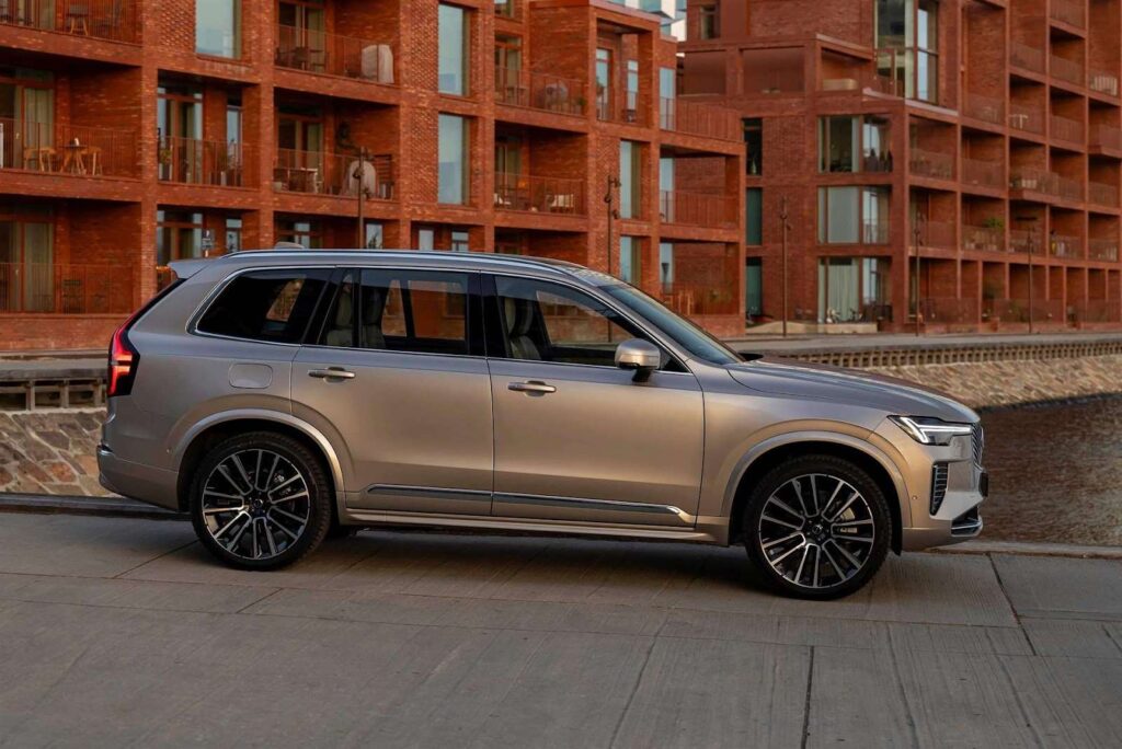 فولفو XC90