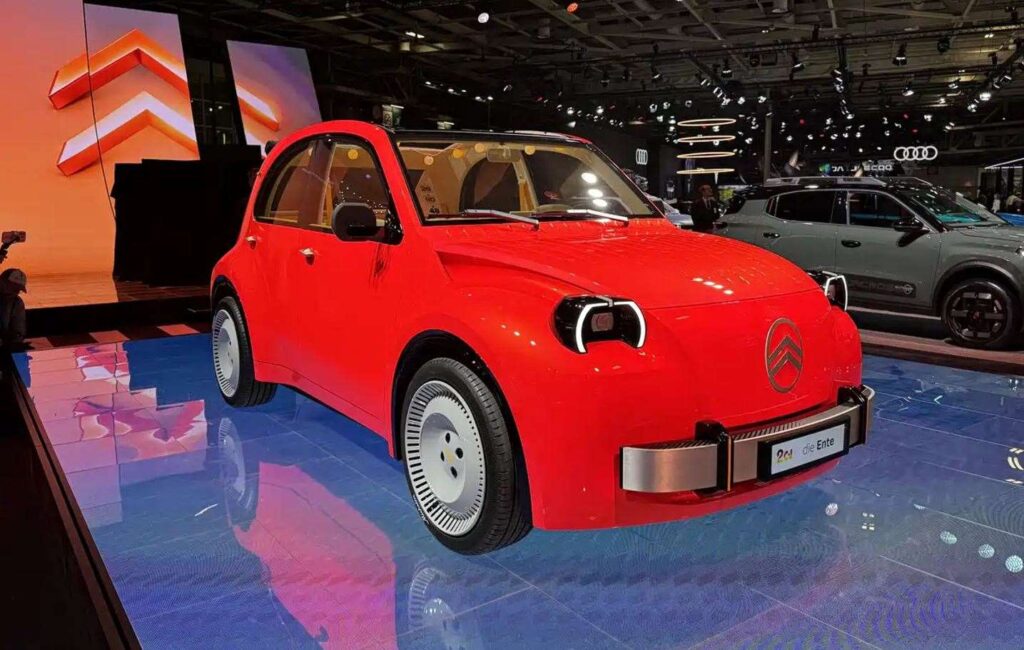 سيتروين 2CV تعود في 2028 كسيارة كهربائية اقتصادية و تكشف عن نسخة فان عصرية سيتروين 2CV تعود في 2028 كسيارة كهربائية اقتصادية و تكشف عن نسخة فان عصرية - عرب اوتو هب